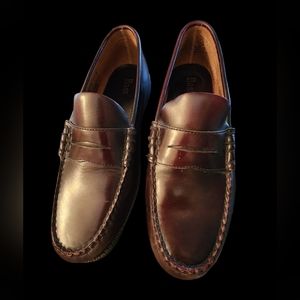 EUC Bass penny loafers